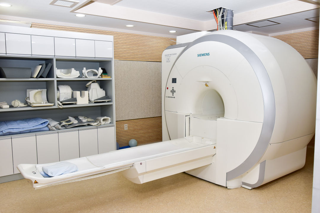 MRI